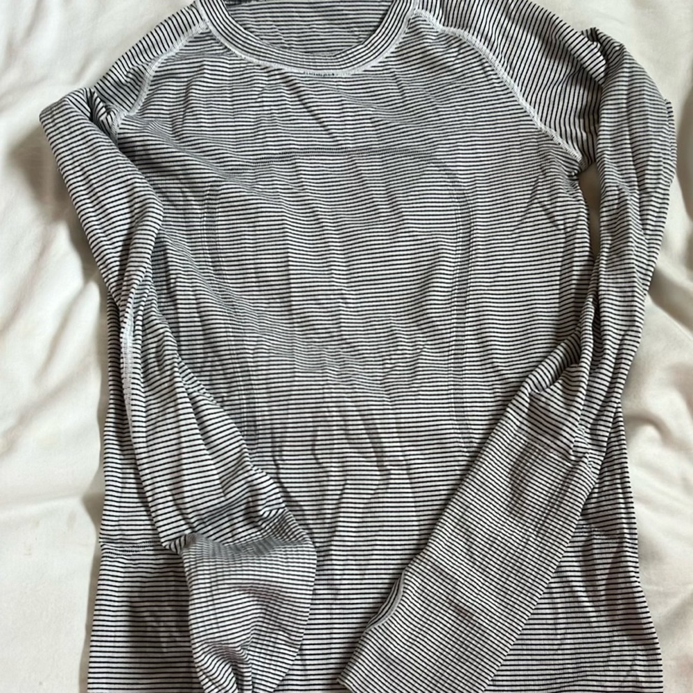 Lululemon long sleeve swifrly tech